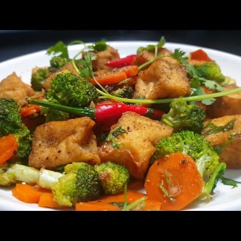 Rice W/ Tofu - Com Chay.