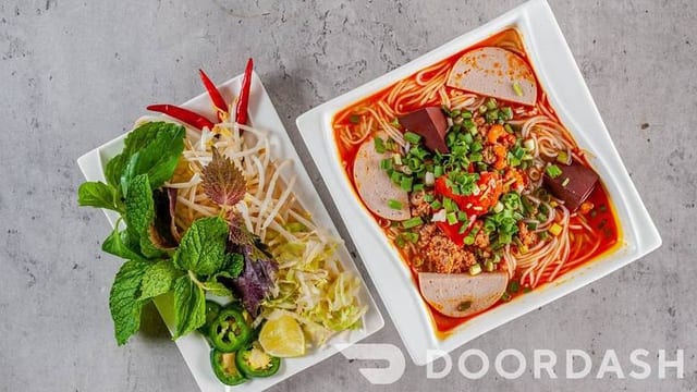 Bun Rieu.