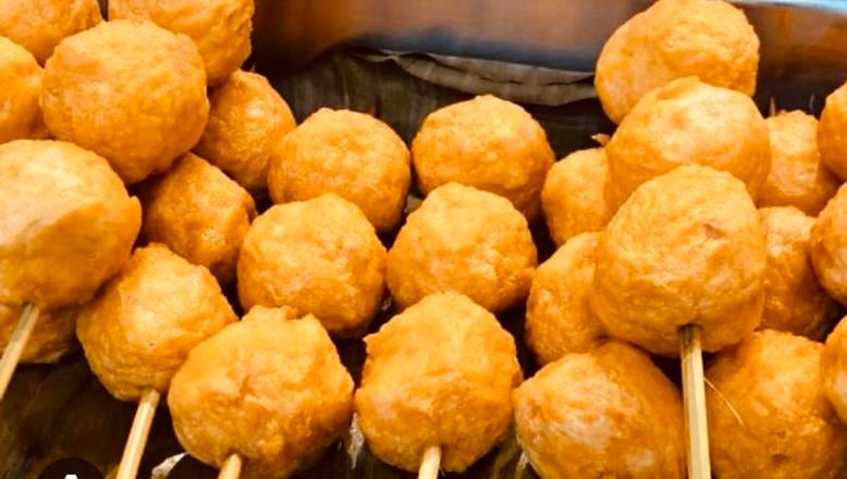 Fried Seafood Balls.